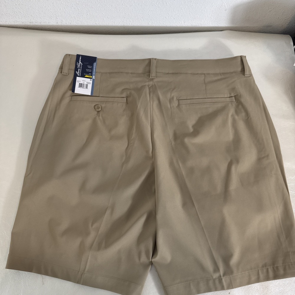 Ben Hogan NWT Men Sz 36 Performance Stretch Moisture Wicking Golf Shorts SPF50